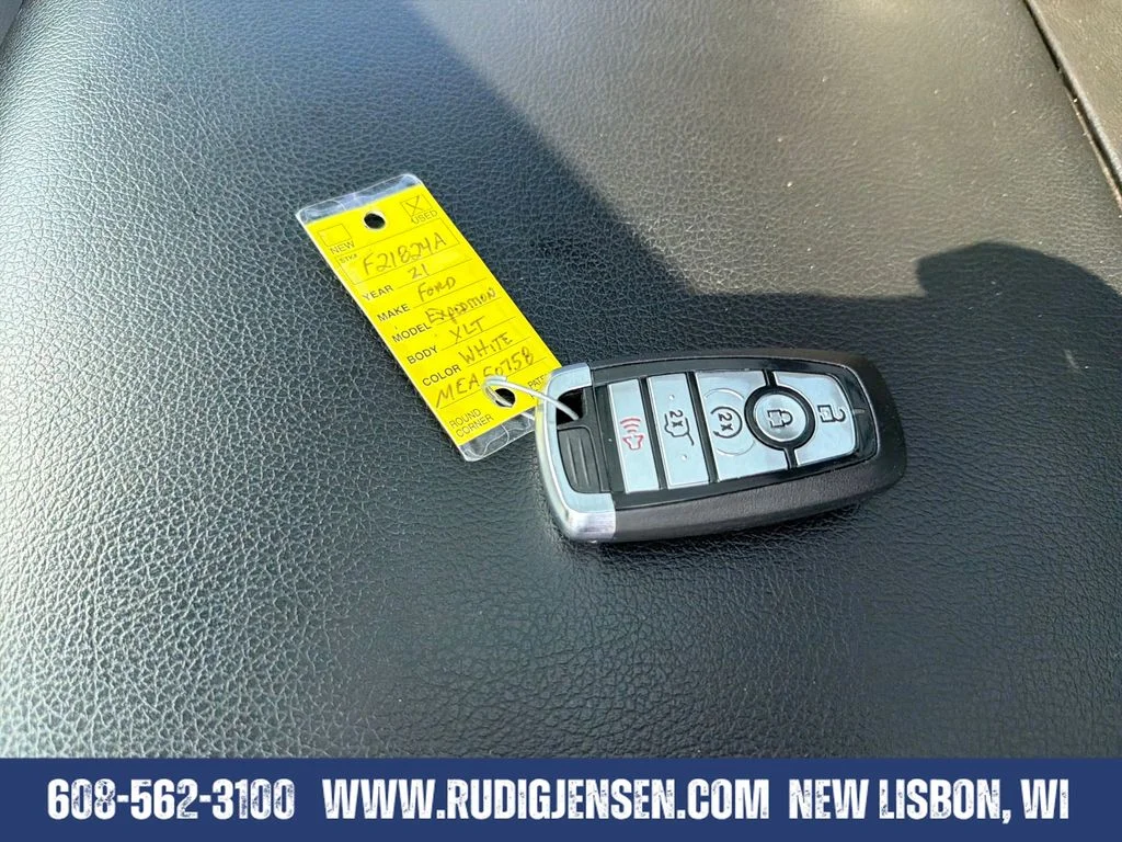 Used 2021 White Ford XLT image 29
