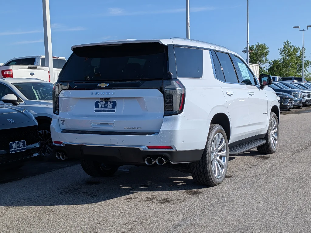 New 2026 Polar White Tricoat Chevrolet Premier image 3