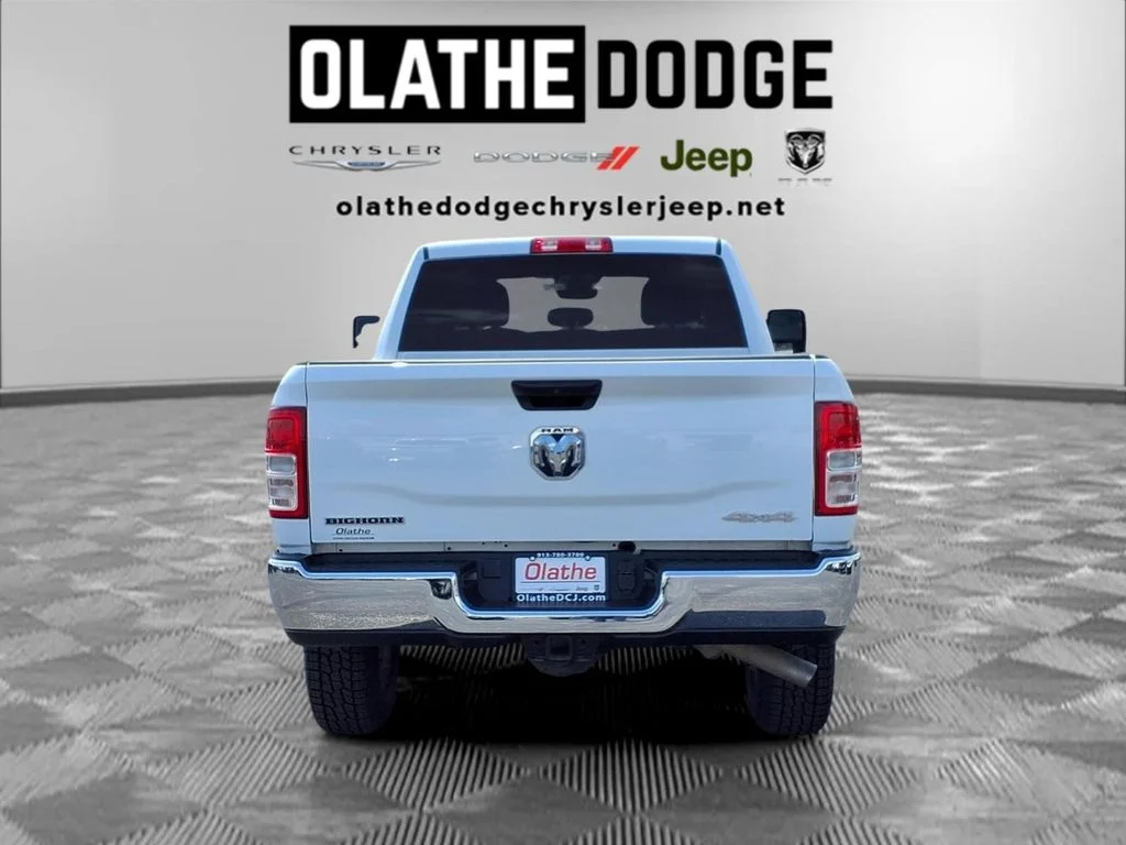 Used 2024 White Ram Big Horn image 27