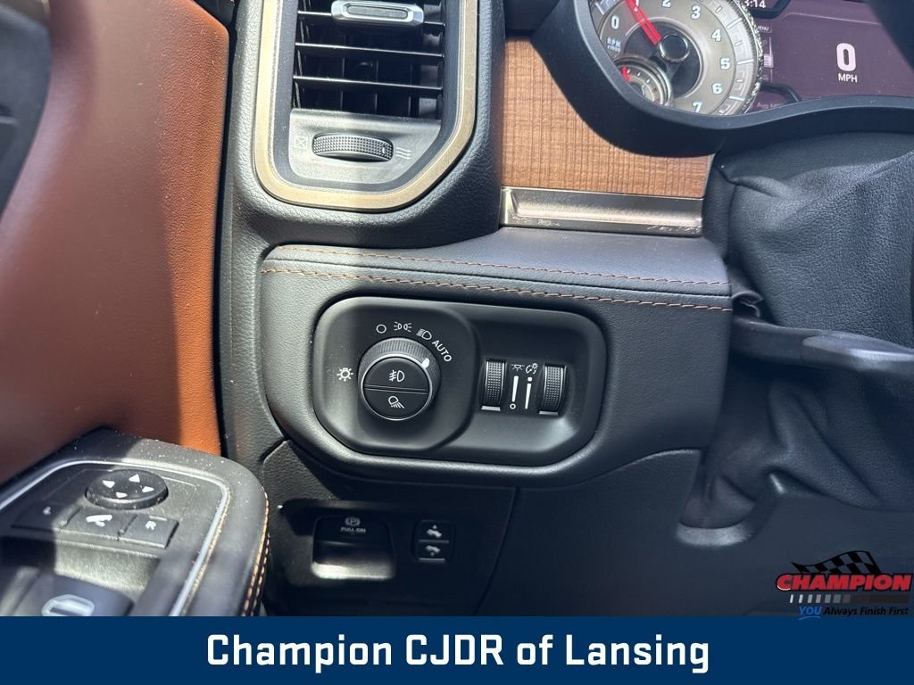 Used 2021 Diamond Black Ram Limited Longhorn image 28