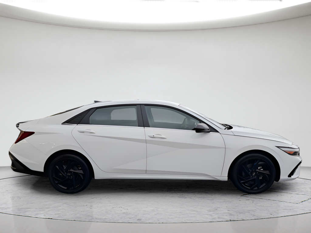 New 2026 White Hyundai SEL Sport image 2
