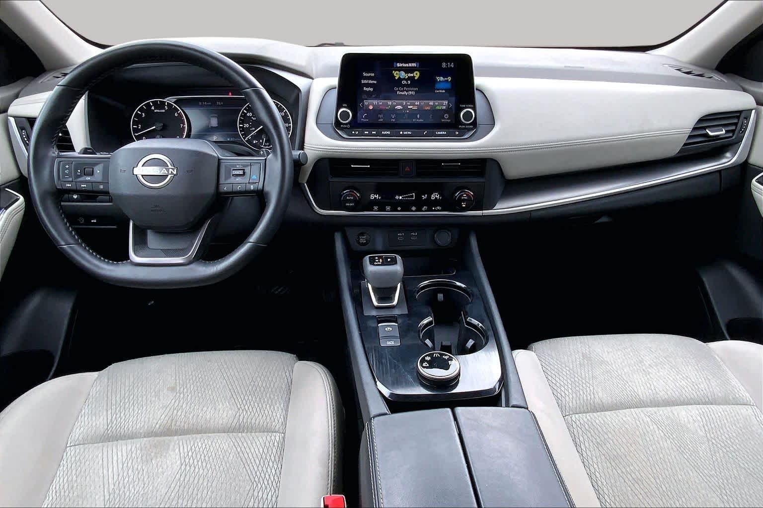 Used 2025 Scarlet Ember Tintcoat Nissan SV image 16