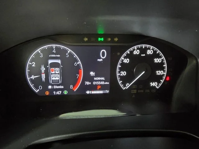 Used 2023 Silver Honda LX image 23