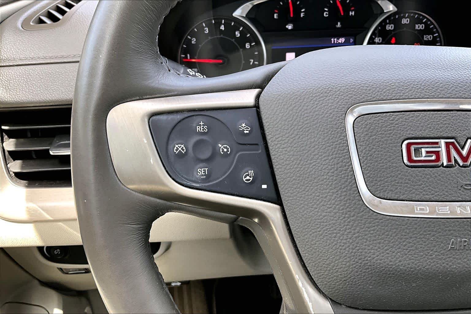 Used 2020 White Frost Tricoat GMC Denali image 22