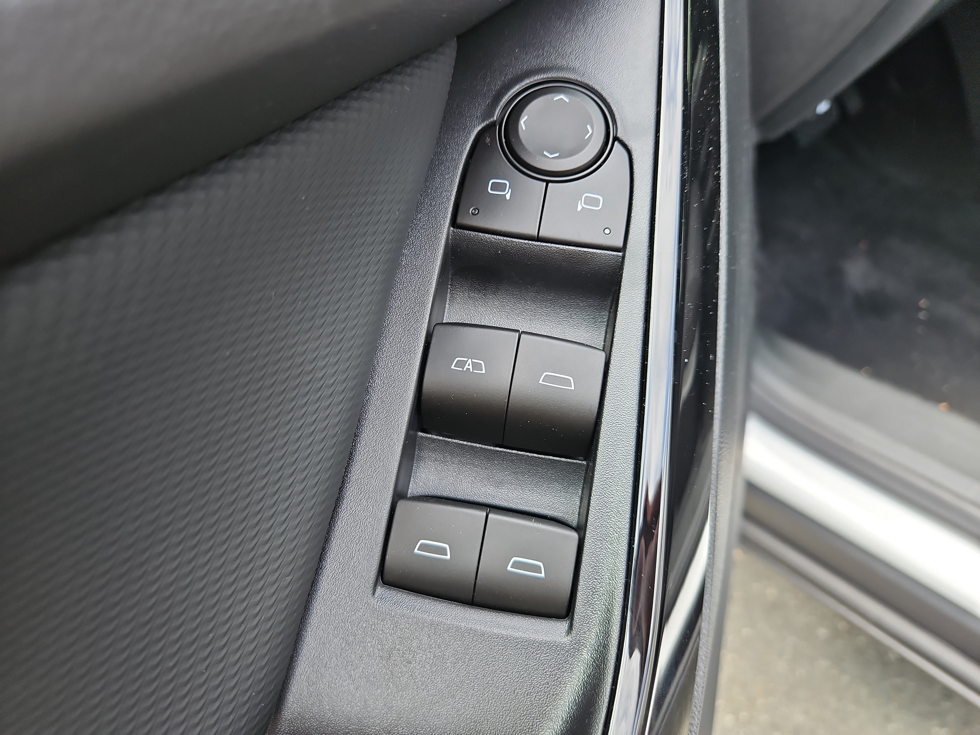 2026 Chevrolet Equinox LT - Photo 14
