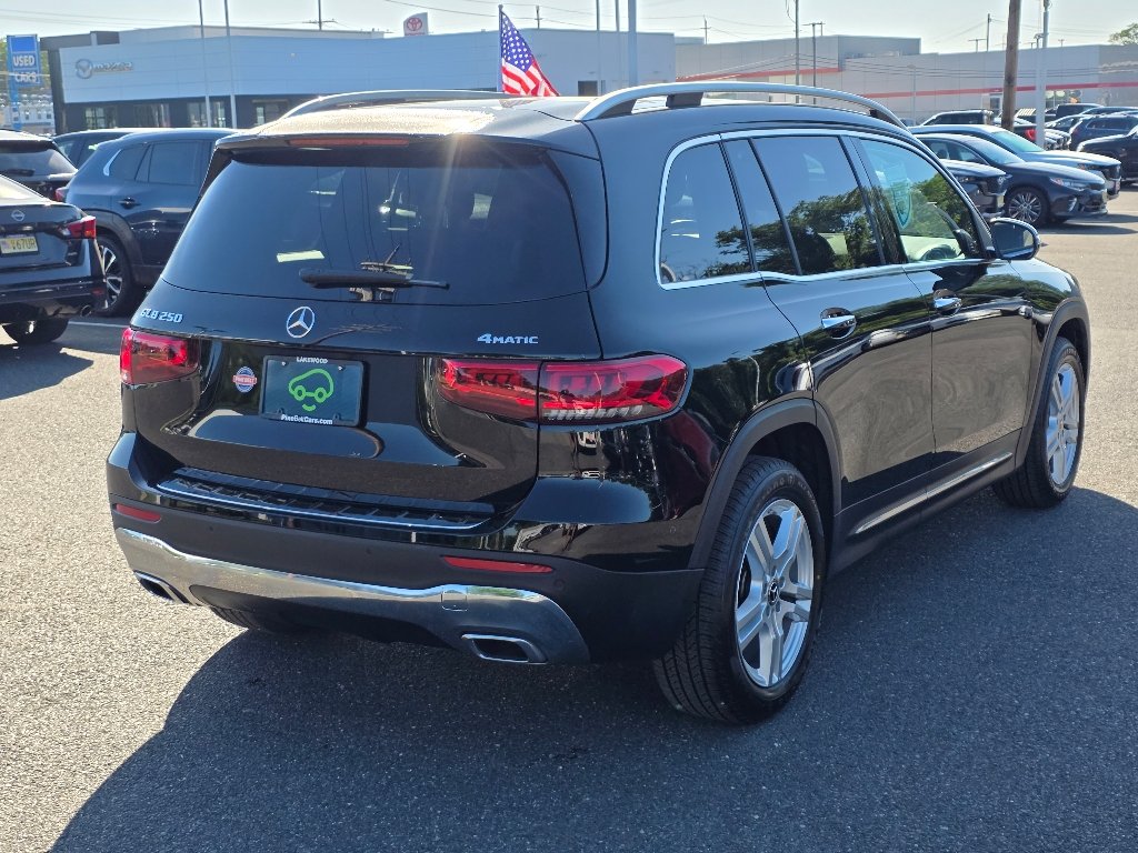 Used 2023 Black Mercedes-Benz GLB 250 image 16
