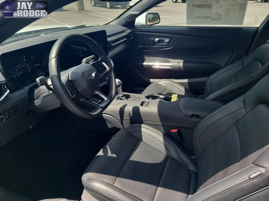 2025 Ford Mustang GT Premium Fastback - Photo 14