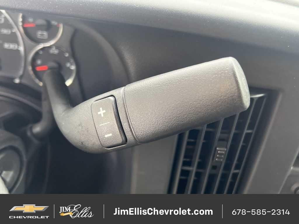 2025 Chevrolet Express Cargo Work Van - Photo 23