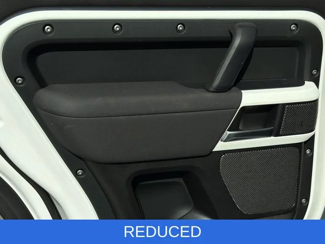 2023 Land Rover Defender S - Photo 21