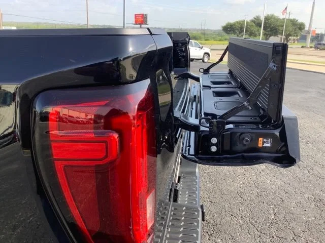 2026 GMC Sierra 1500 Denali Ultimate - Photo 10