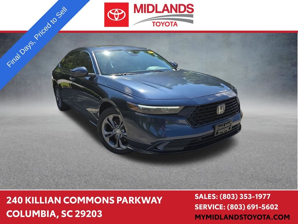 Used 2024 Blue Honda EX-L image 1