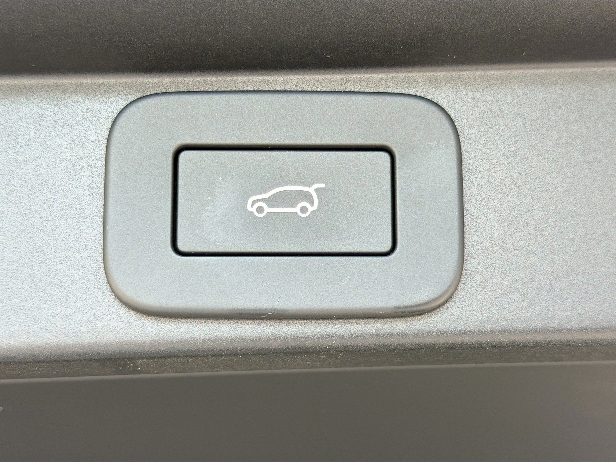 New 2026 Santorini Black LAND ROVER SE 7 Seats image 12