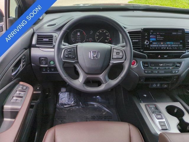 Certified Used 2024 Crystal Black Pearl Honda RTL image 14