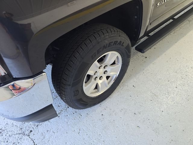 Used 2016 Gray Chevrolet LT image 9