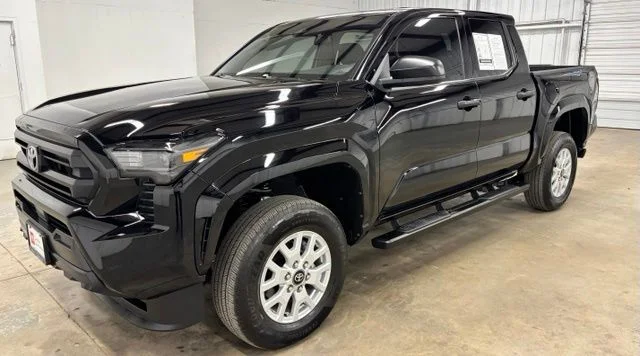 Used 2025 BLACK Toyota  image 3