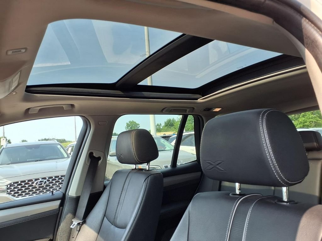 Used 2015 White BMW xDrive28i image 14