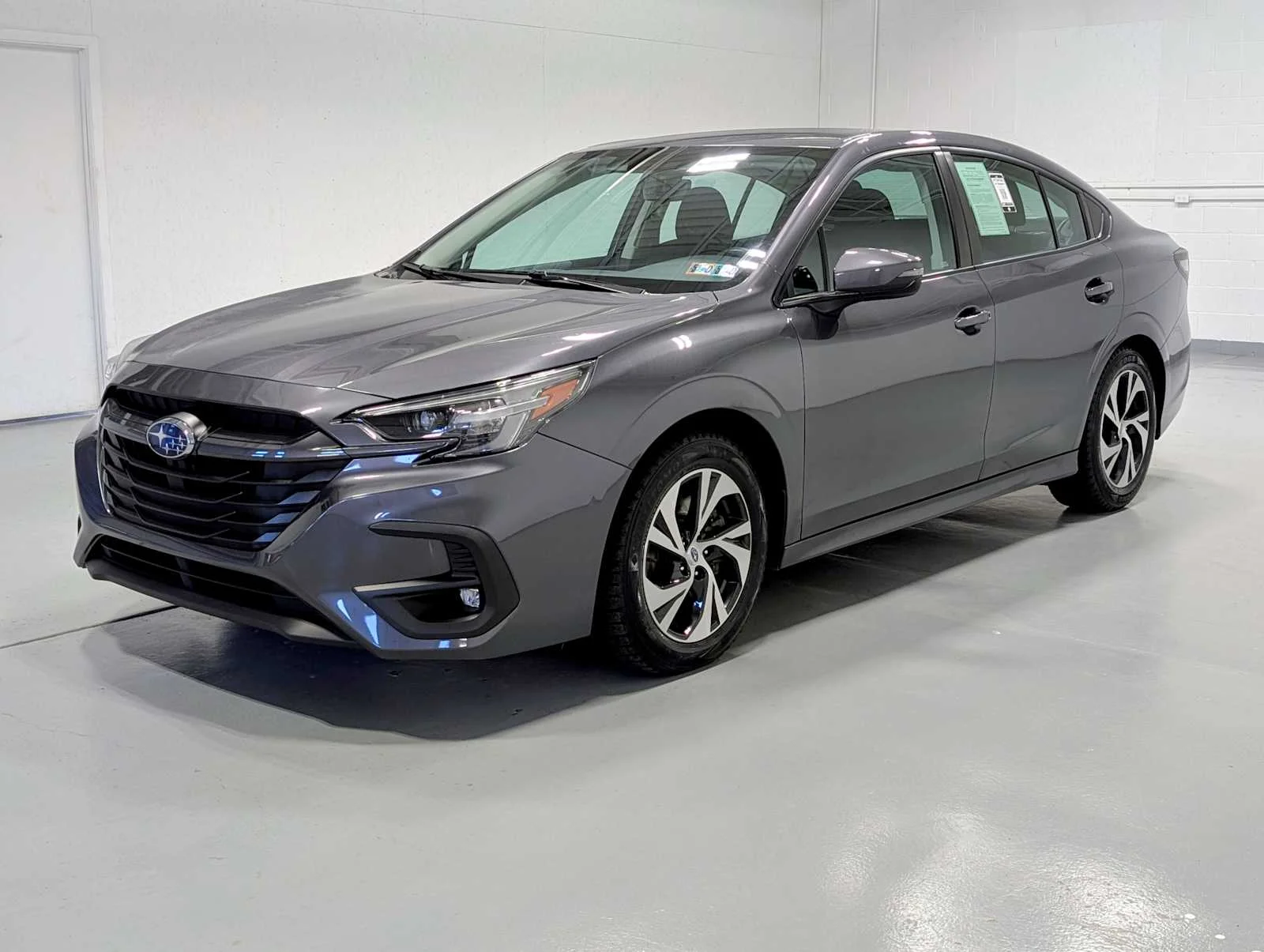 2024 Subaru Legacy Premium's photo