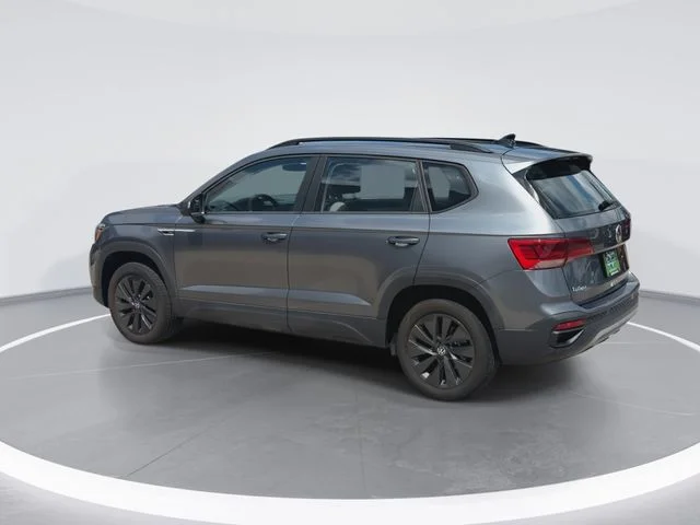Used 2023 Gray Volkswagen 1.5T S image 7