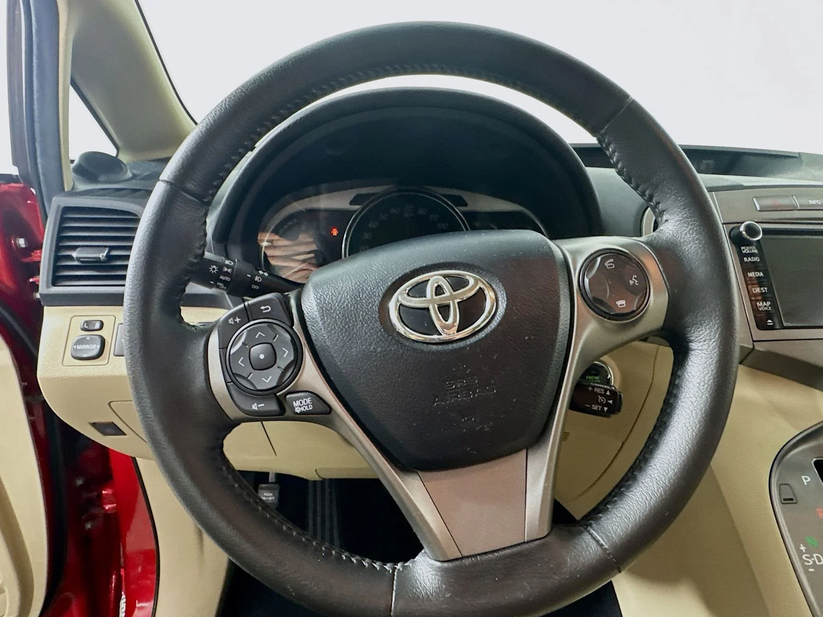 Used 2013 Red Toyota Limited image 11