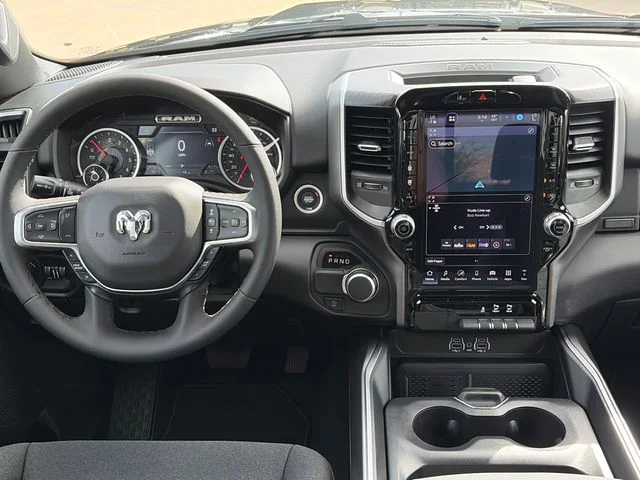New 2026 Diamond Black Crystal Pearlcoat RAM Big Horn/Lone Star image 13