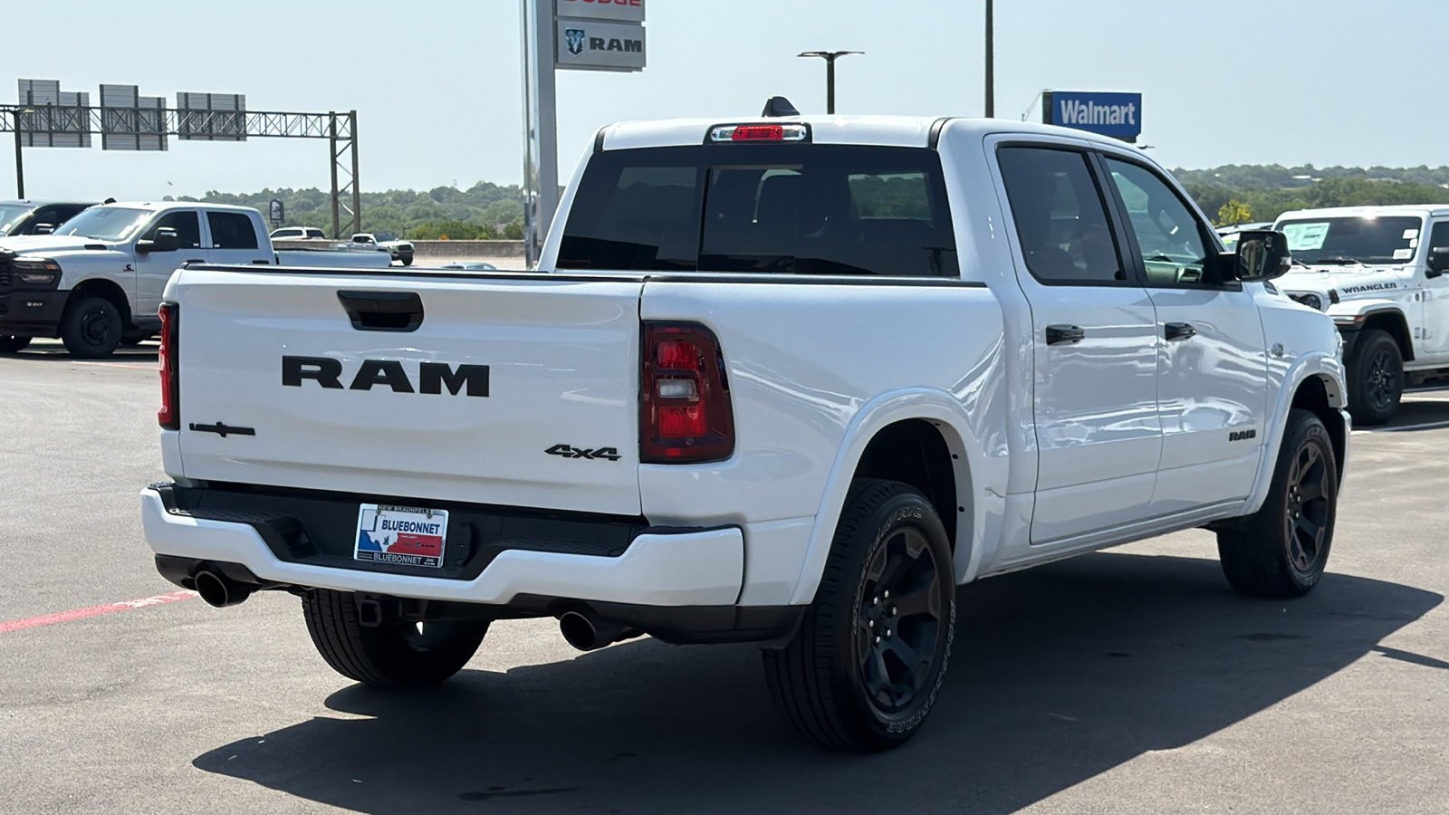 New 2026 Bright White Clear-Coat Exterior Paint RAM Lone Star image 5