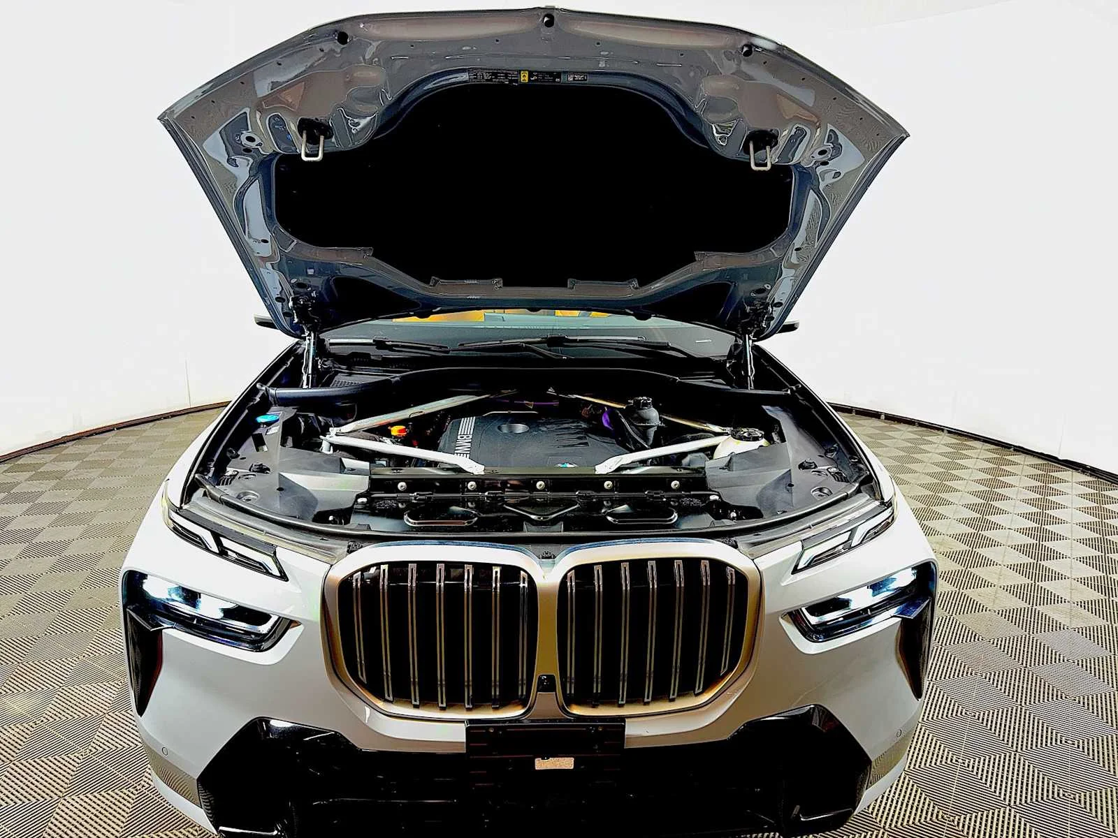 Certified Used 2024 Brooklyn Grey Metallic BMW xDrive40i image 32