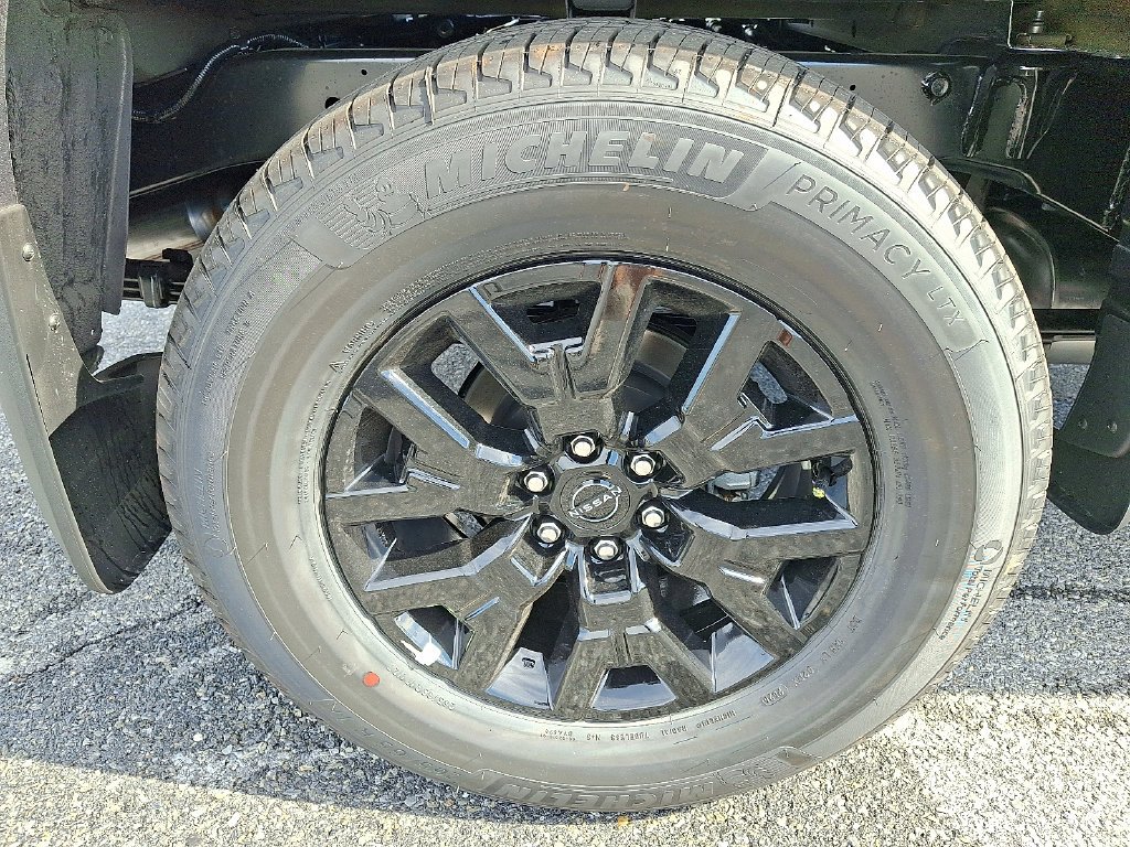 New 2027 Gun Metallic Nissan Crew Cab SV image 5