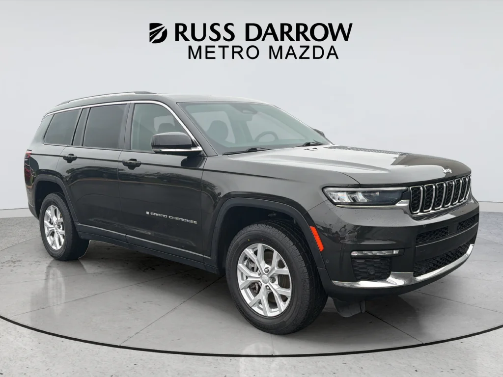 Used 2023 Gray Jeep Limited image 7