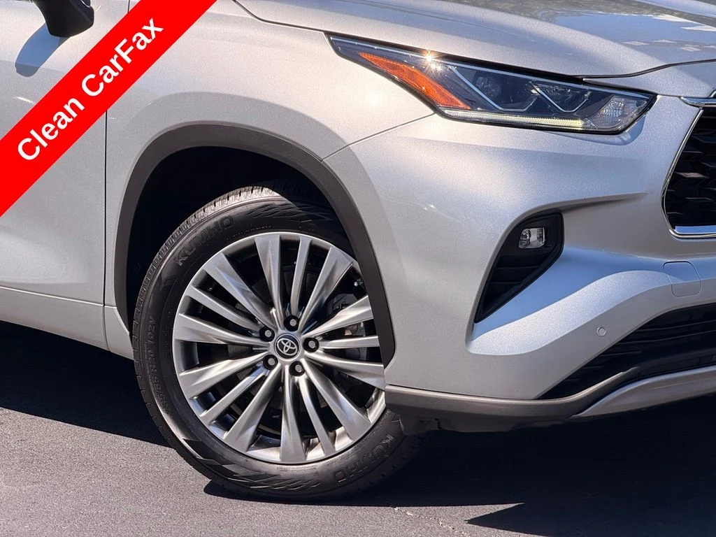 Used 2023 Silver Toyota Platinum image 5