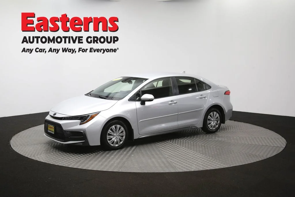 Used 2022 Silver Toyota SE image 54