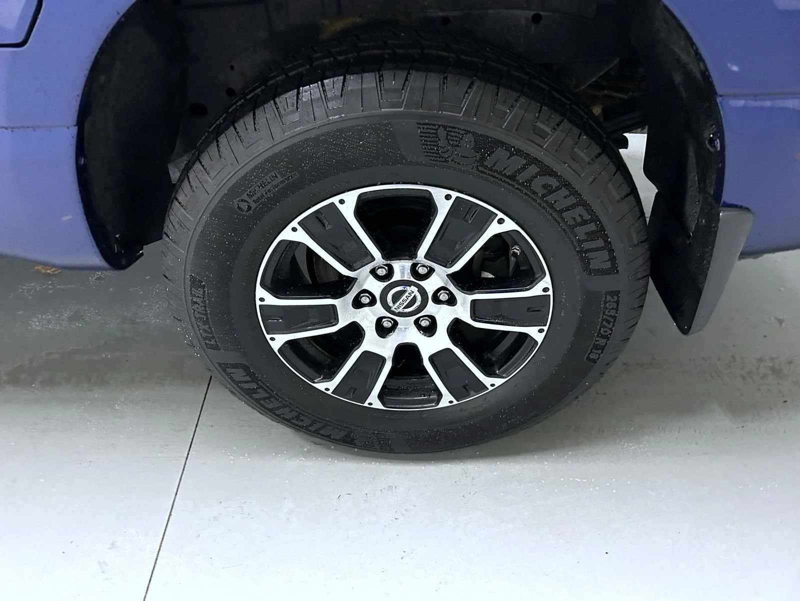 Used 2021 Blue Nissan SV image 22