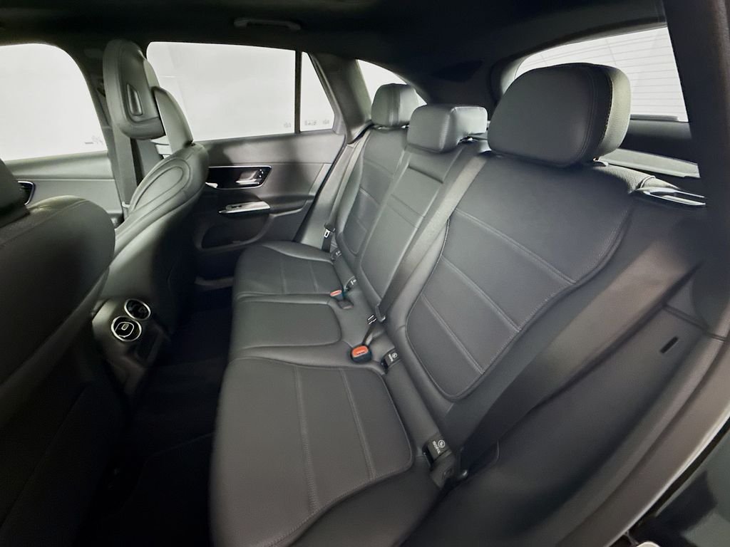 New 2026 Black Mercedes-Benz GLC 300 image 24