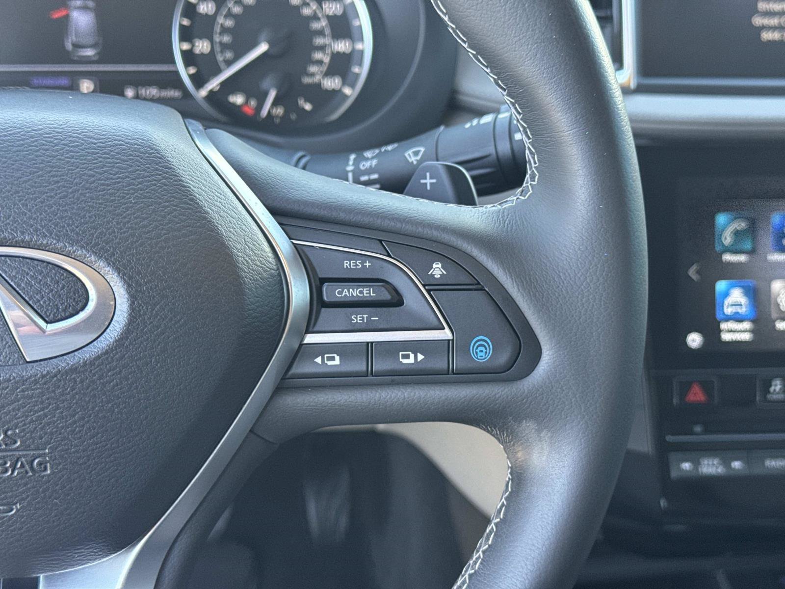 Used 2023 Gray INFINITI LUXE image 25