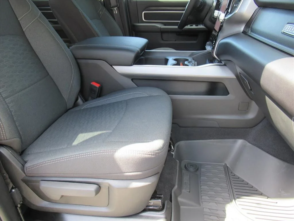 2026 RAM 2500 Big Horn - Photo 11