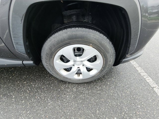 Used 2023 Gray Toyota LE image 18