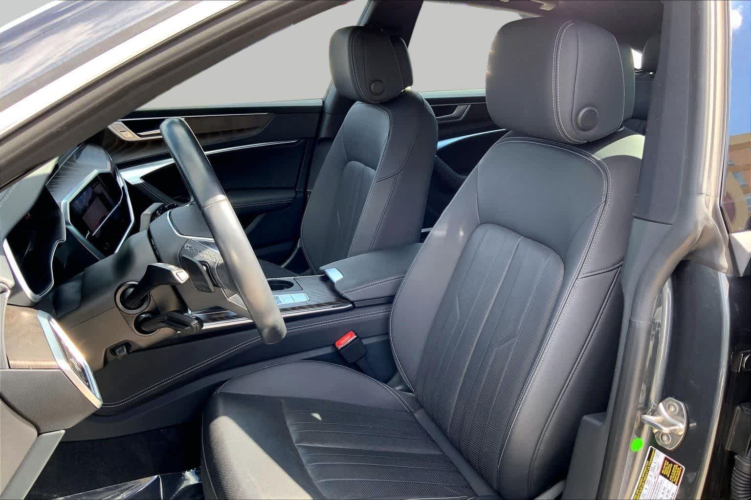 Used 2022 Daytona Gray Pearl Effect Audi Prestige image 15