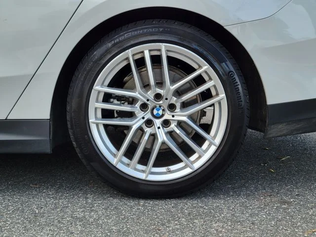 Used 2025 White Metallic BMW 530i image 15
