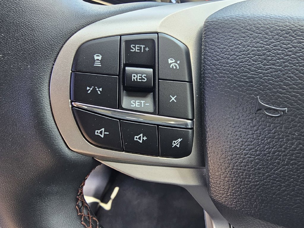 Used 2026 Vapor Blue Ford Active image 26