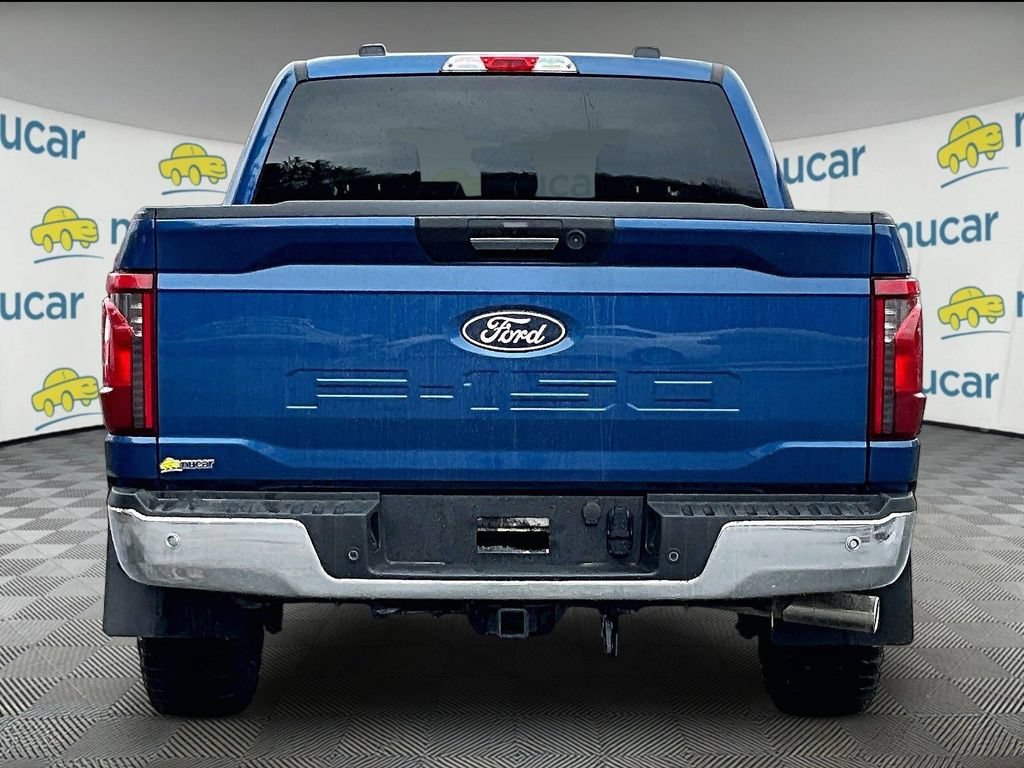 Used 2024 Blue Metallic Ford XLT image 5