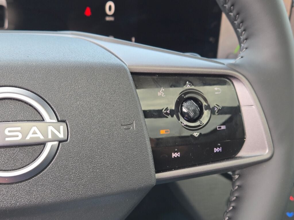 New 2026 White Nissan Platinum image 34