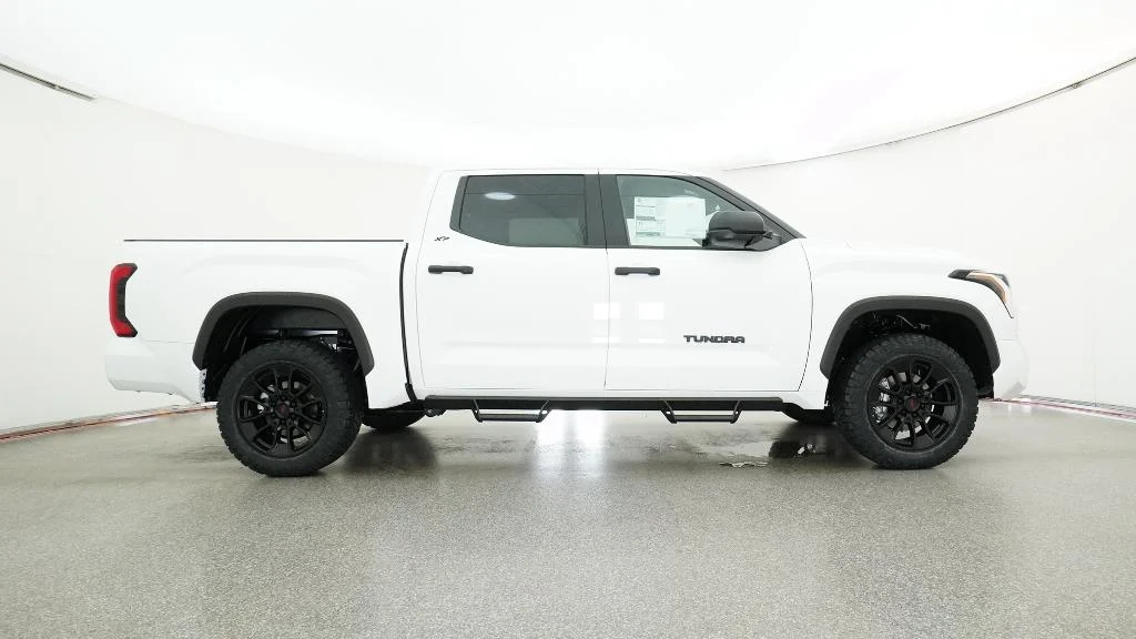 New 2026 Ice Cap Toyota SR5 image 13