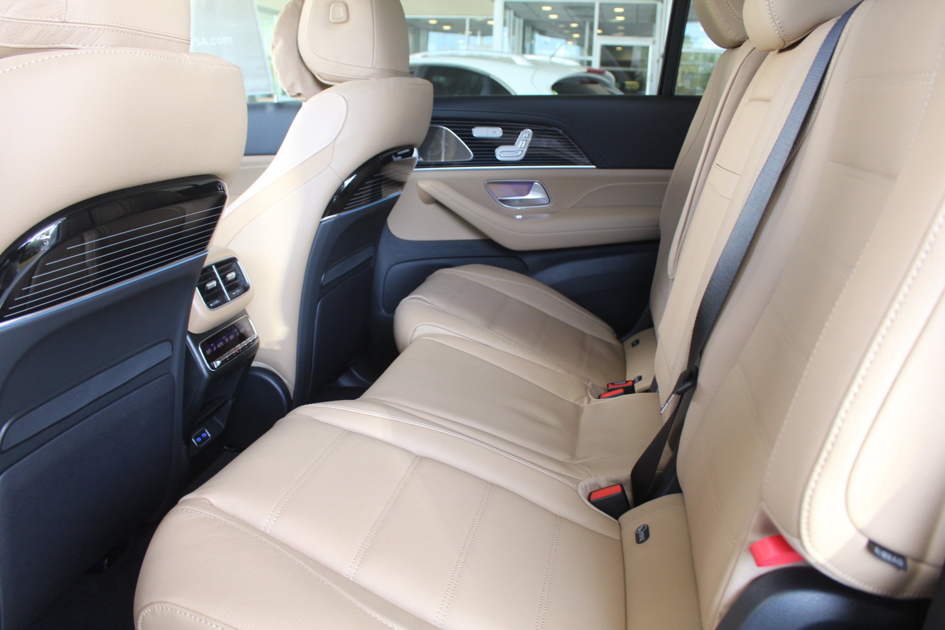 2026 Mercedes-Benz GLS Base - Photo 51