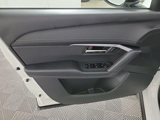 New 2026 Rhodium White Metallic Mazda 2.5 S Select AWD image 18