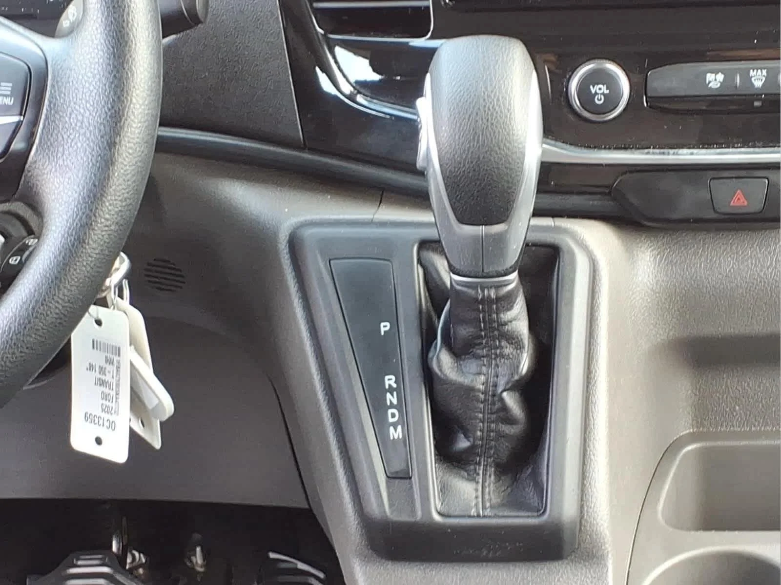 Used 2025 Oxford White Ford XLT image 26