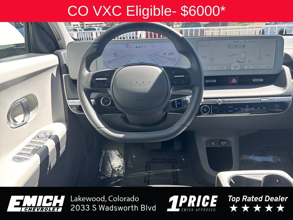 Used 2024 Atlas White Hyundai SE image 13