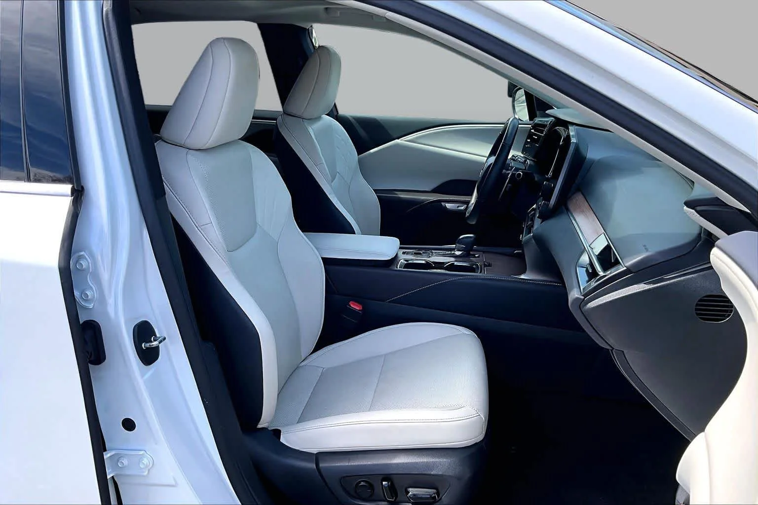 Certified Used 2023 Eminent White Pearl Lexus Premium image 8