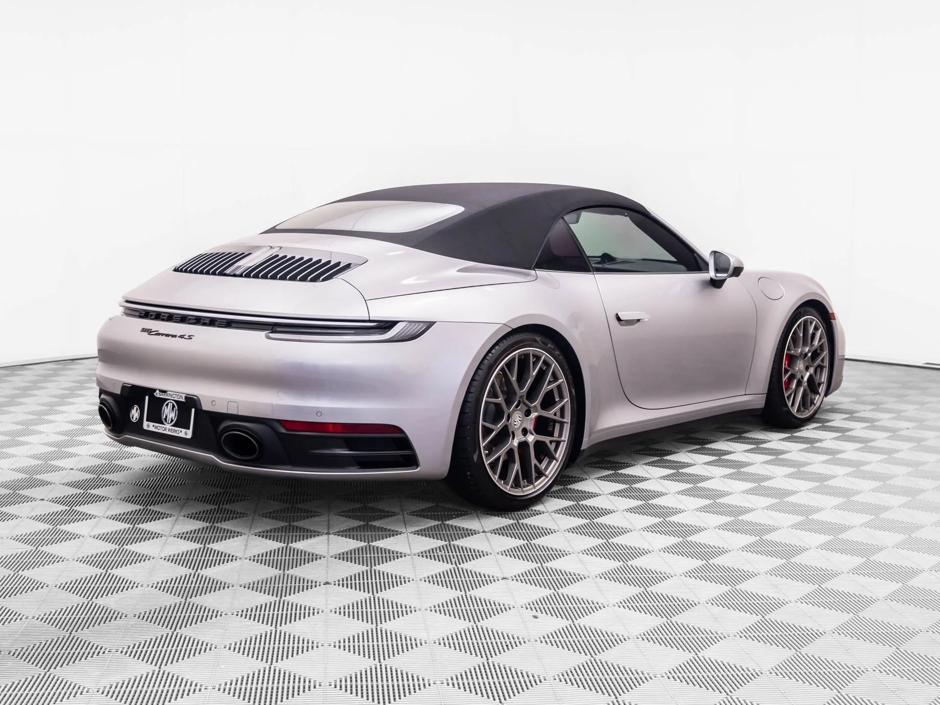 Used 2022 Silver Porsche Carrera 4S image 8