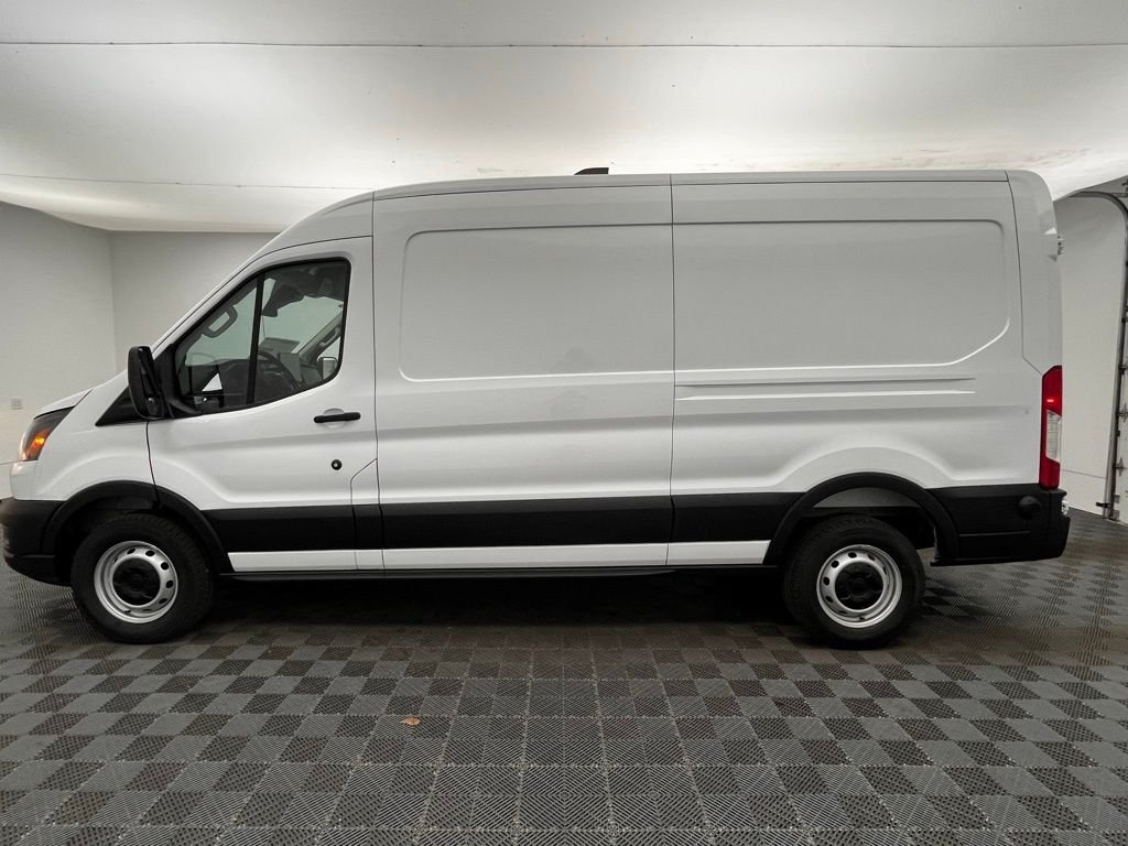 New 2026 White Ford Base image 14