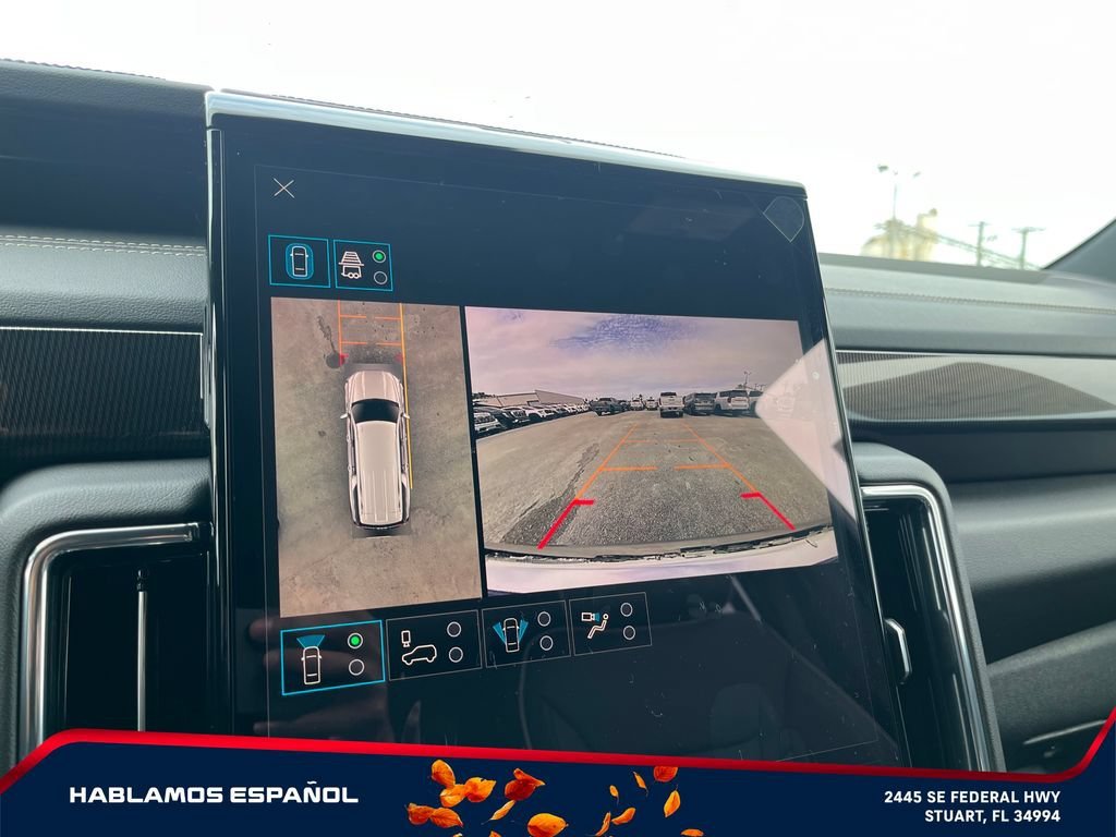 New 2026 Summit White GMC Elevation image 33