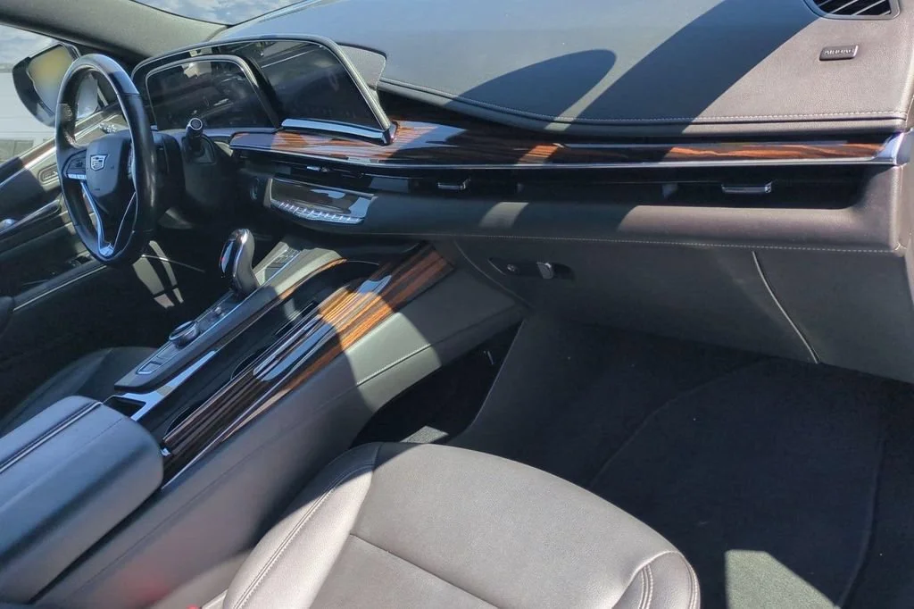 Used 2023 BLACK RAVEN Cadillac RWD Luxury image 18